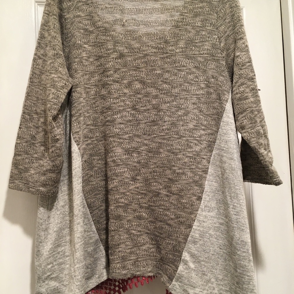 Tunic - Picture 4 of 4